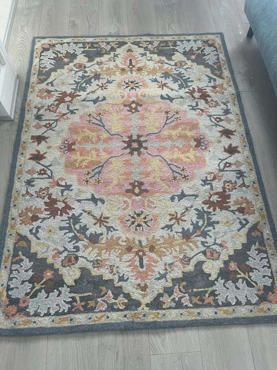 Colourful rug - Image 1