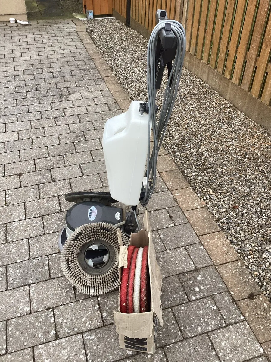 Commercial Floor cleaner - Image 3