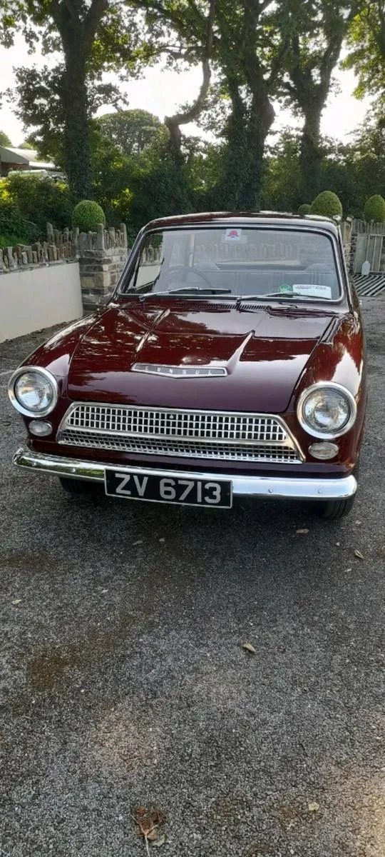 Classic car - Image 1