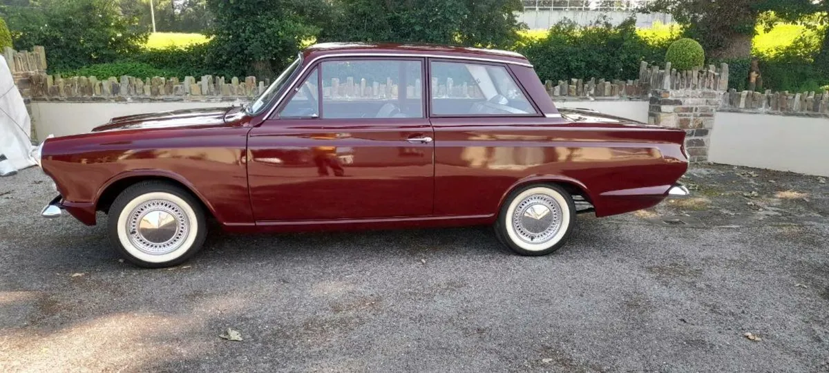 Classic car - Image 2