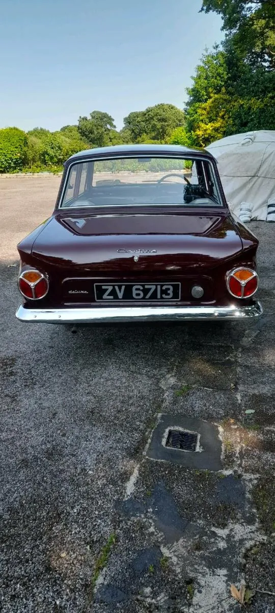 Classic car - Image 4