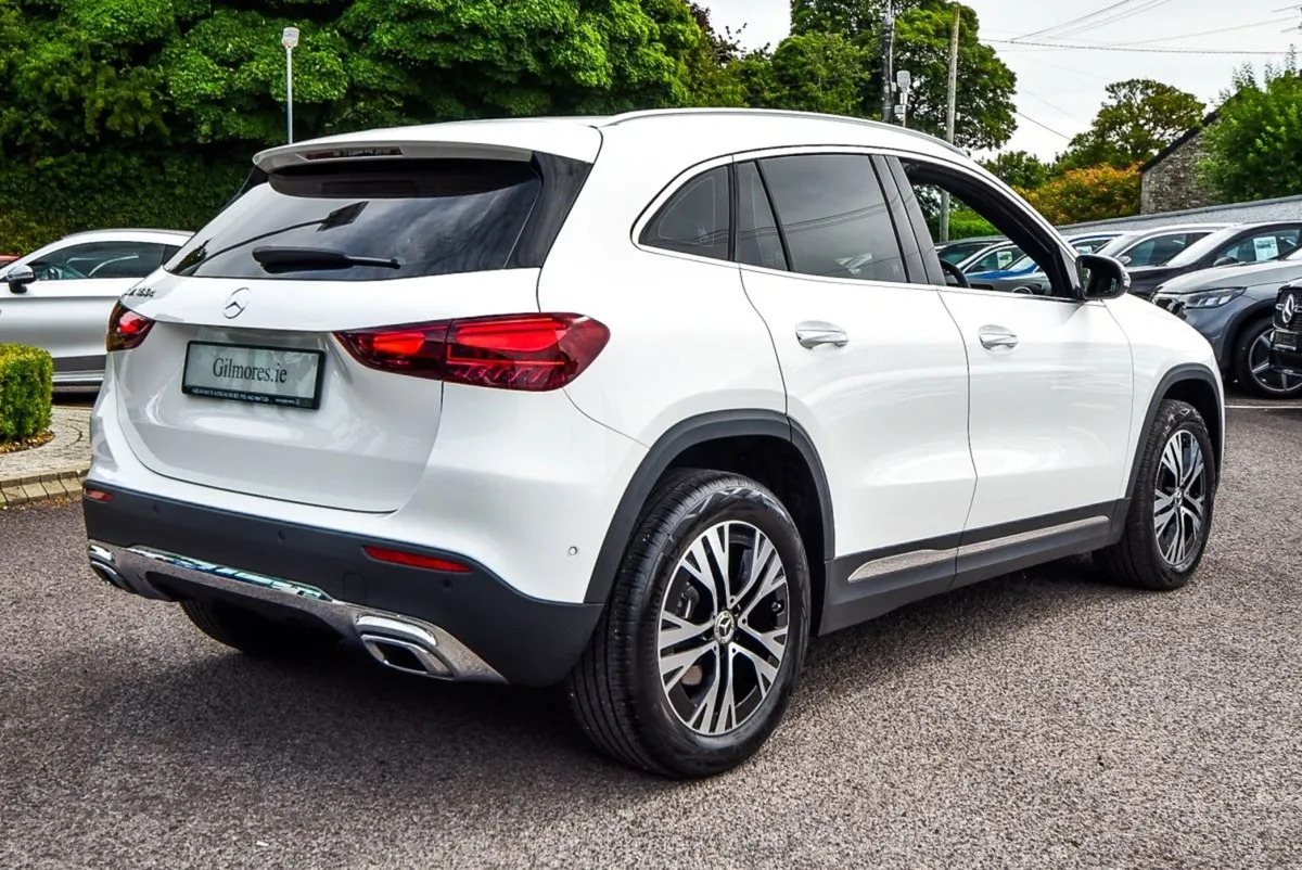 Mercedes-Benz GLA Class 180d Progressive Plus Auto - Image 3