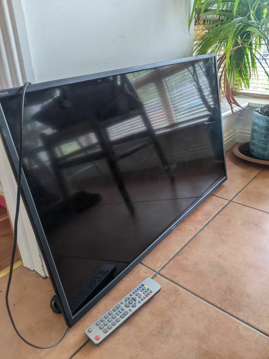 Sharp 40in Smart TV