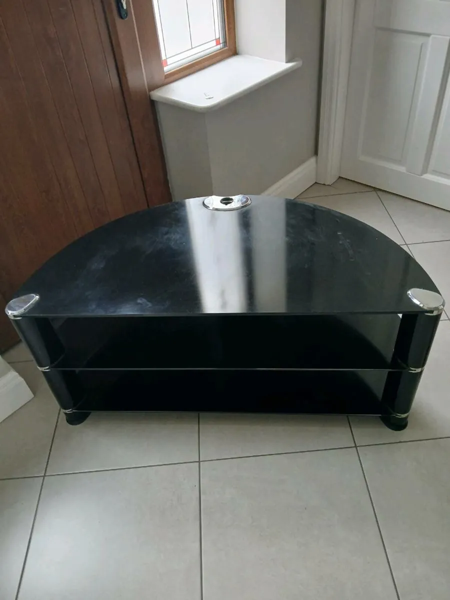 Tv unit