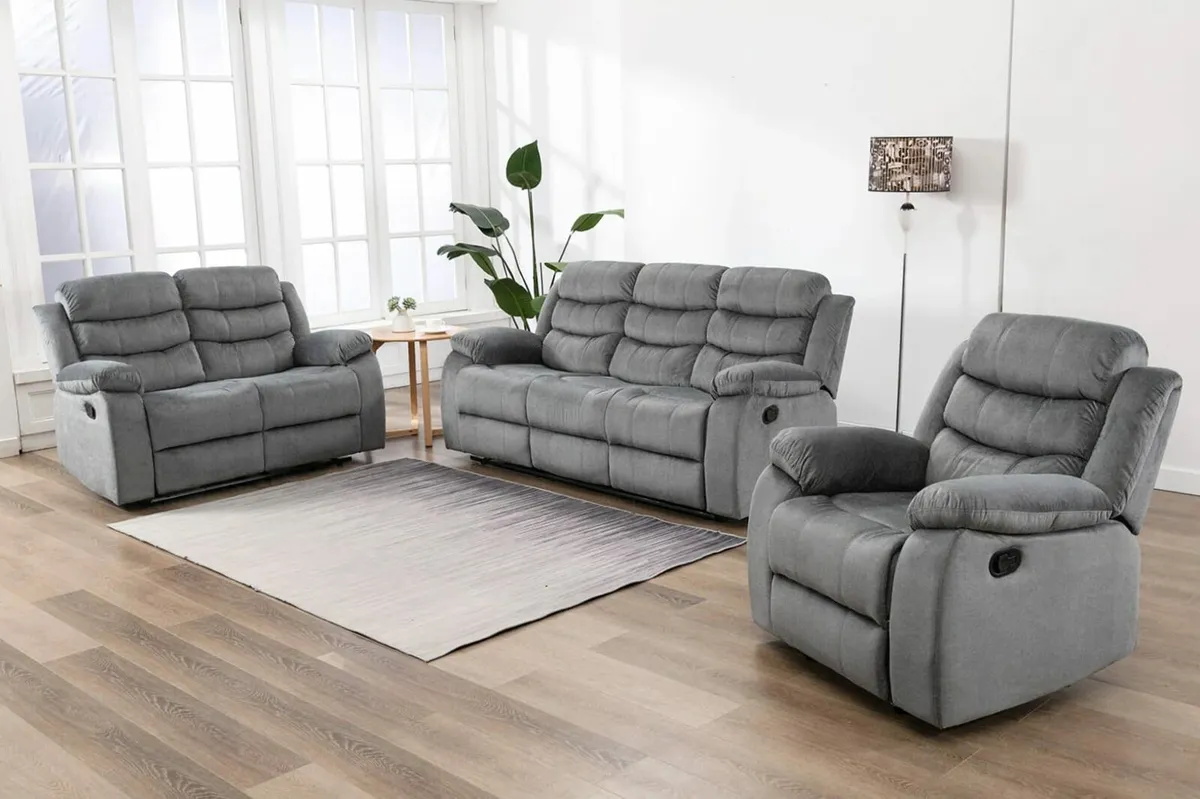Grey Fabric Recliner Sofa – 3 Seater – Stylish - Image 4