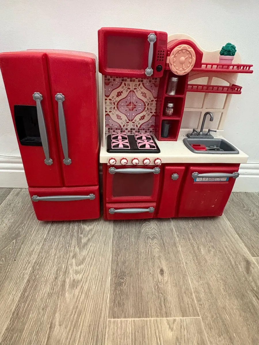Our Generation Kitchen & Fridge - Image 1