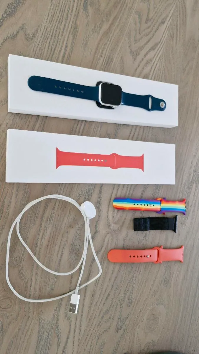 Apple Watch - Image 3