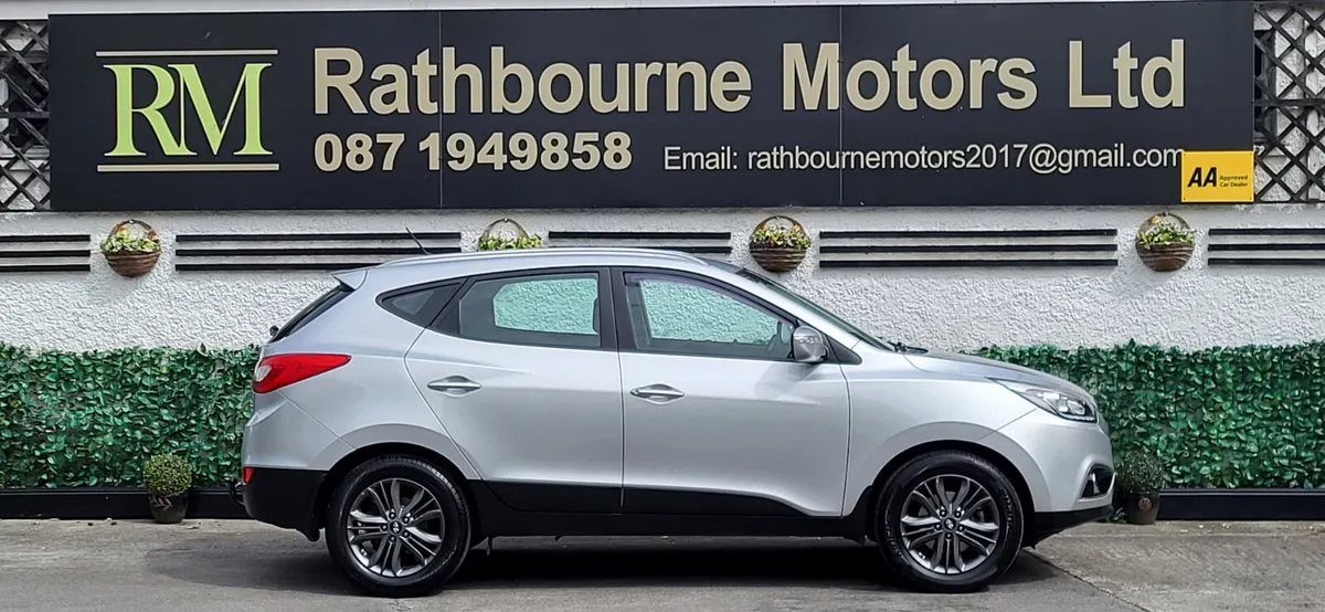 Hyundai ix35 2014 Automatic 4WD (low Mileage) - Image 3