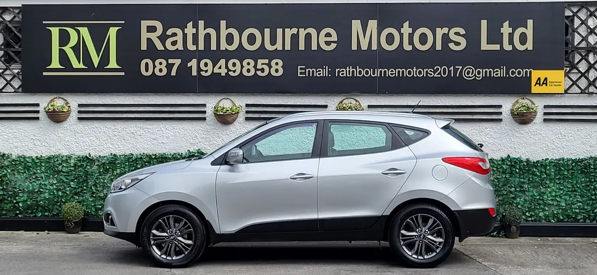 Hyundai ix35 2014 Automatic 4WD (low Mileage) - Image 2