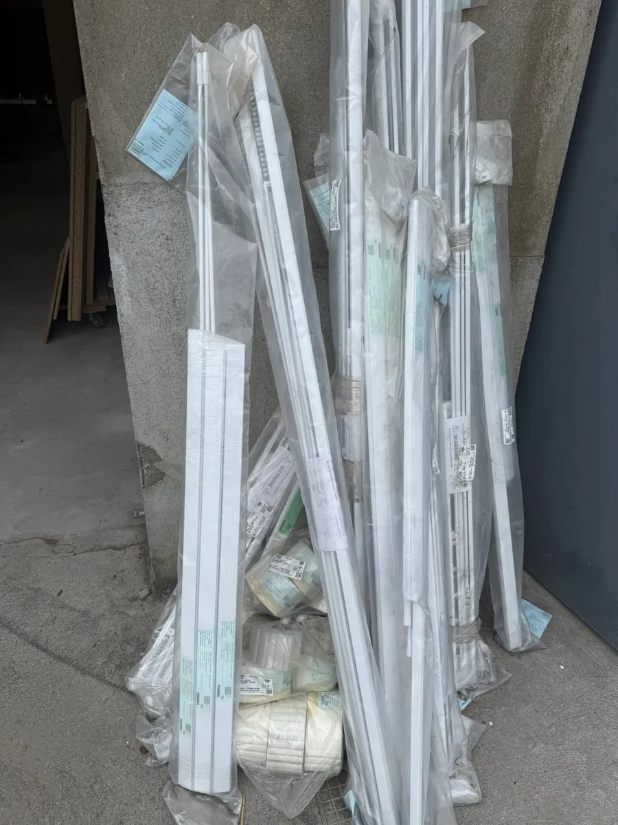 Vertical blinds  ( brand new ) - Image 1