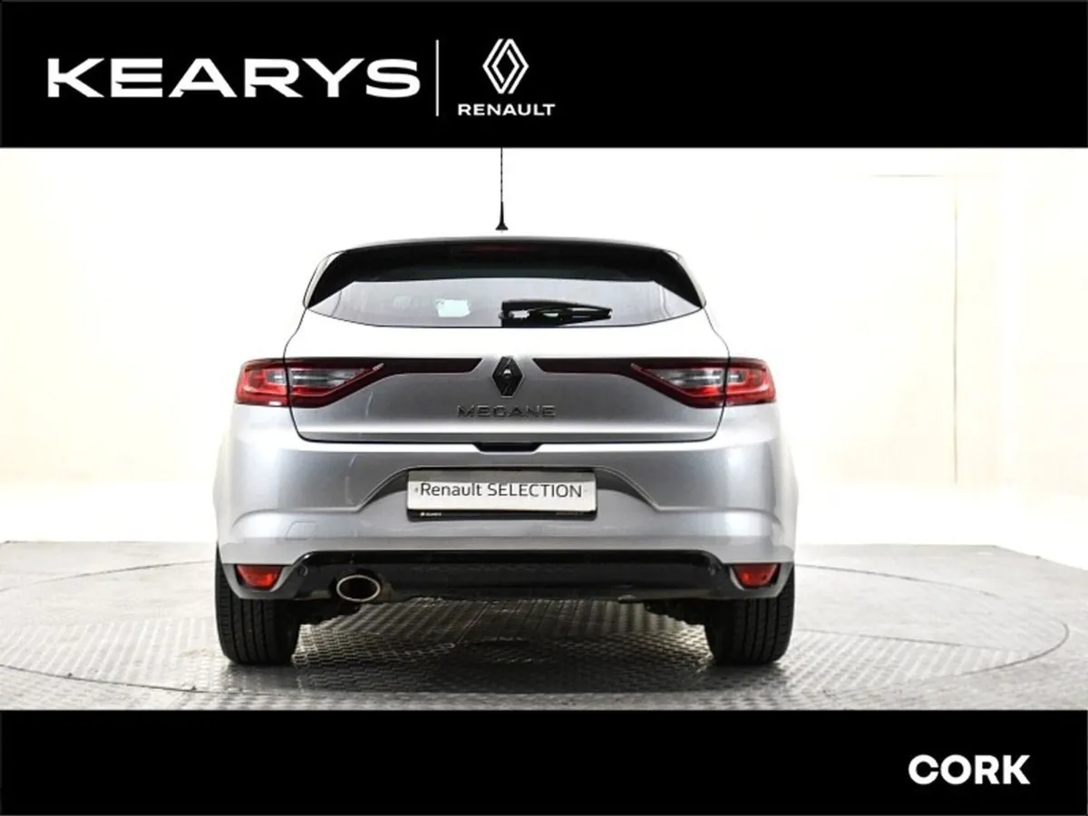 Renault Megane Iconic TCe 140 GPF My18 - Image 3