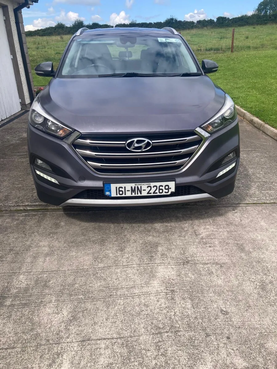 161 Hyundai Tuscon 1.7SE BLD 116PS 5 door - Image 3