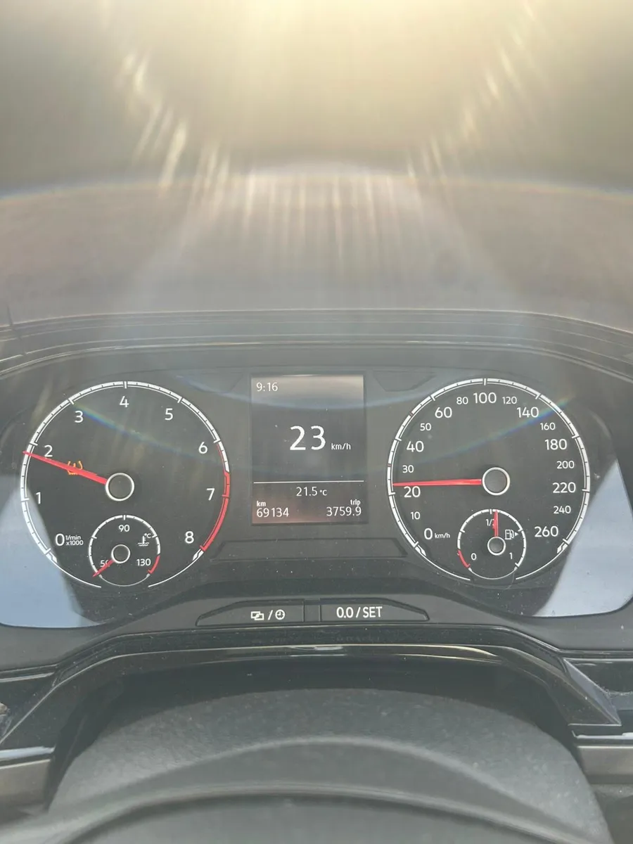 Car - Image 2