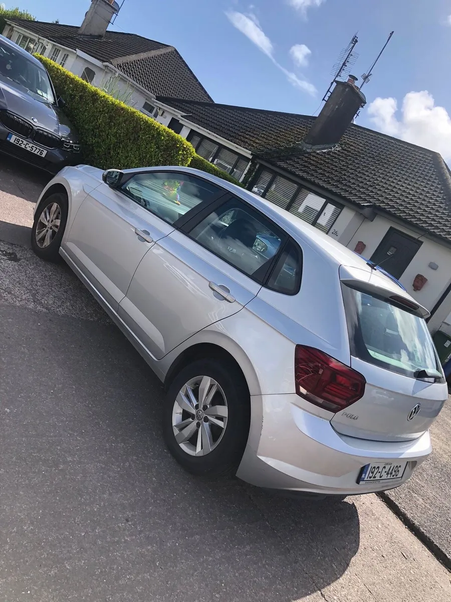 Car - Image 3