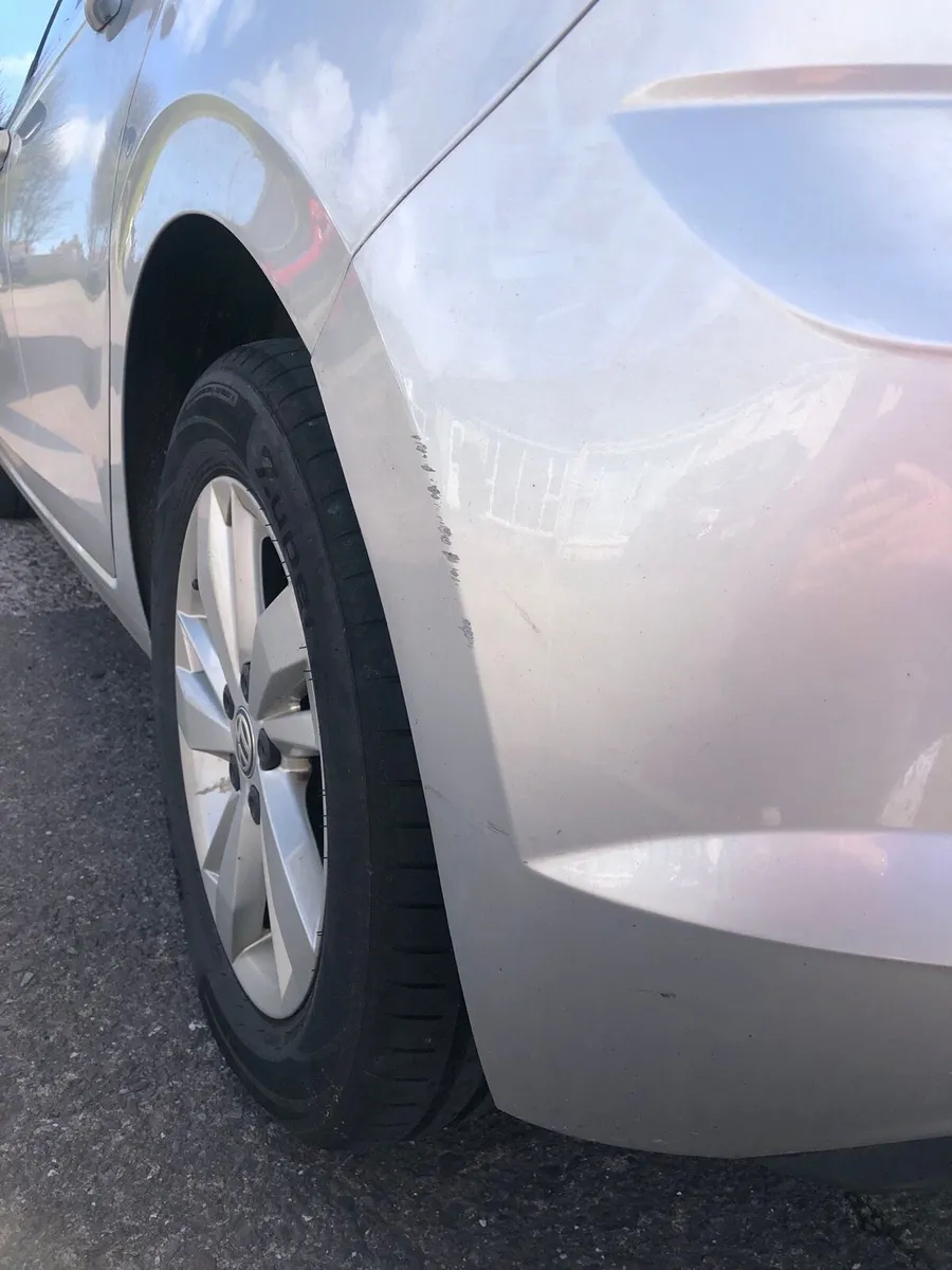 Car - Image 4