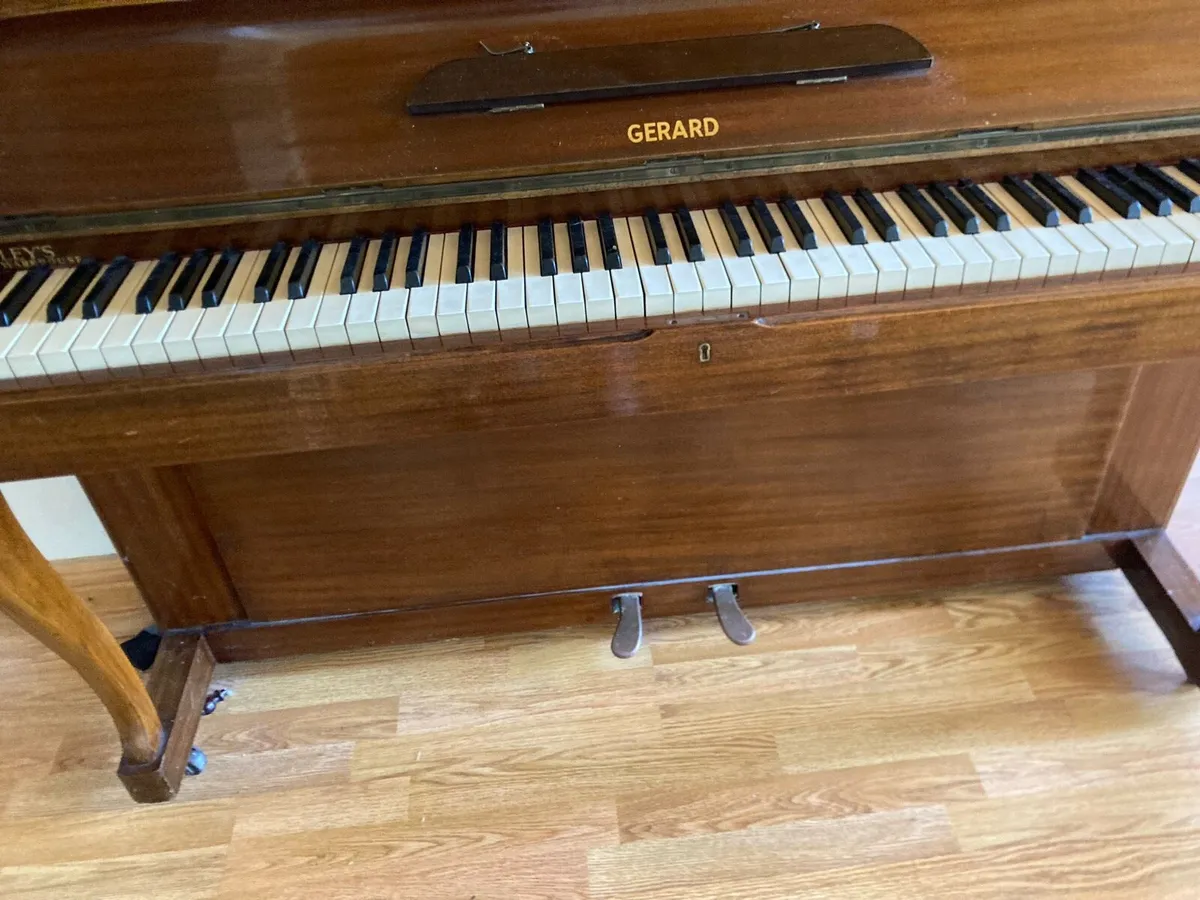 Piano - Image 2