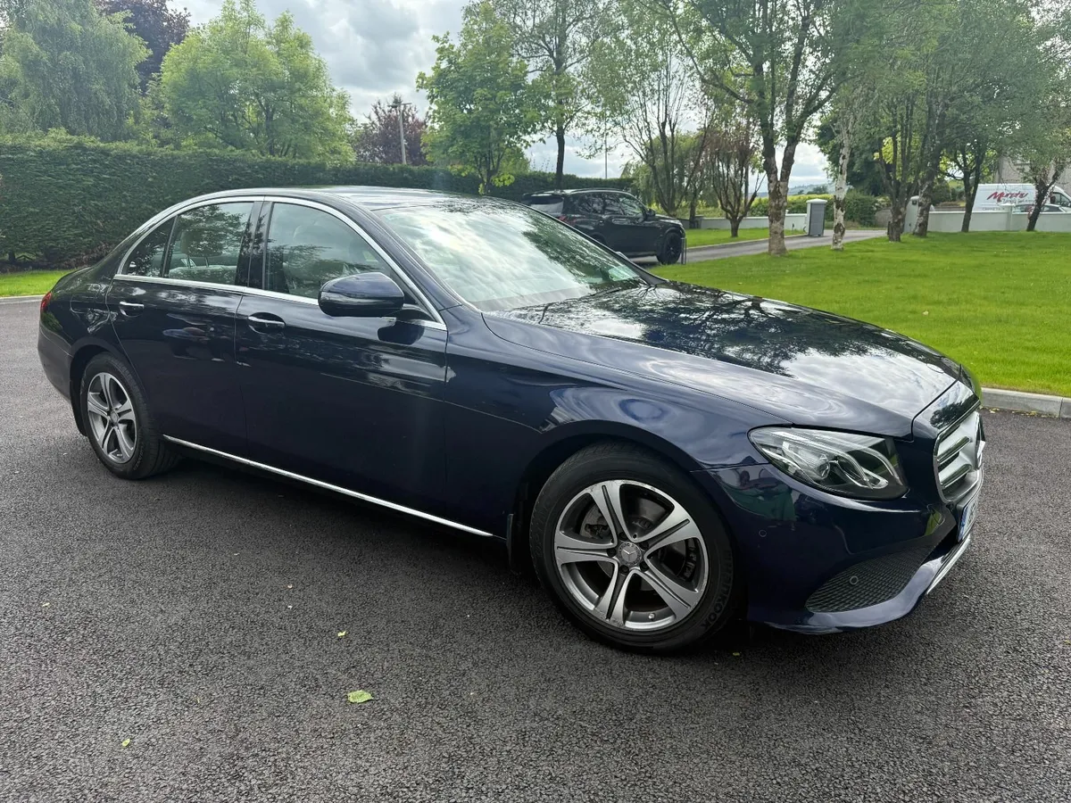 MERCEDES-BENZ E220d Avantgarde 2016 - Image 2