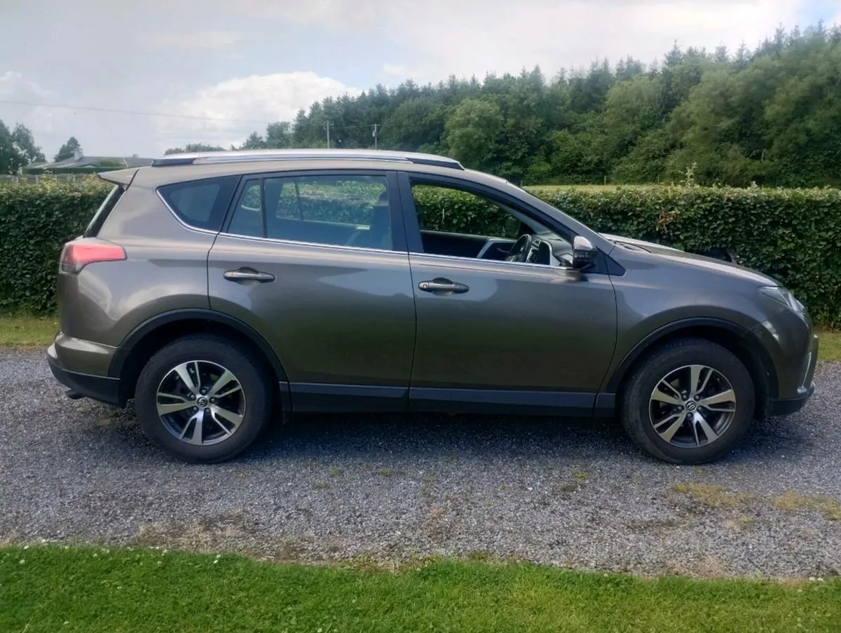 Toyota rav - Image 4