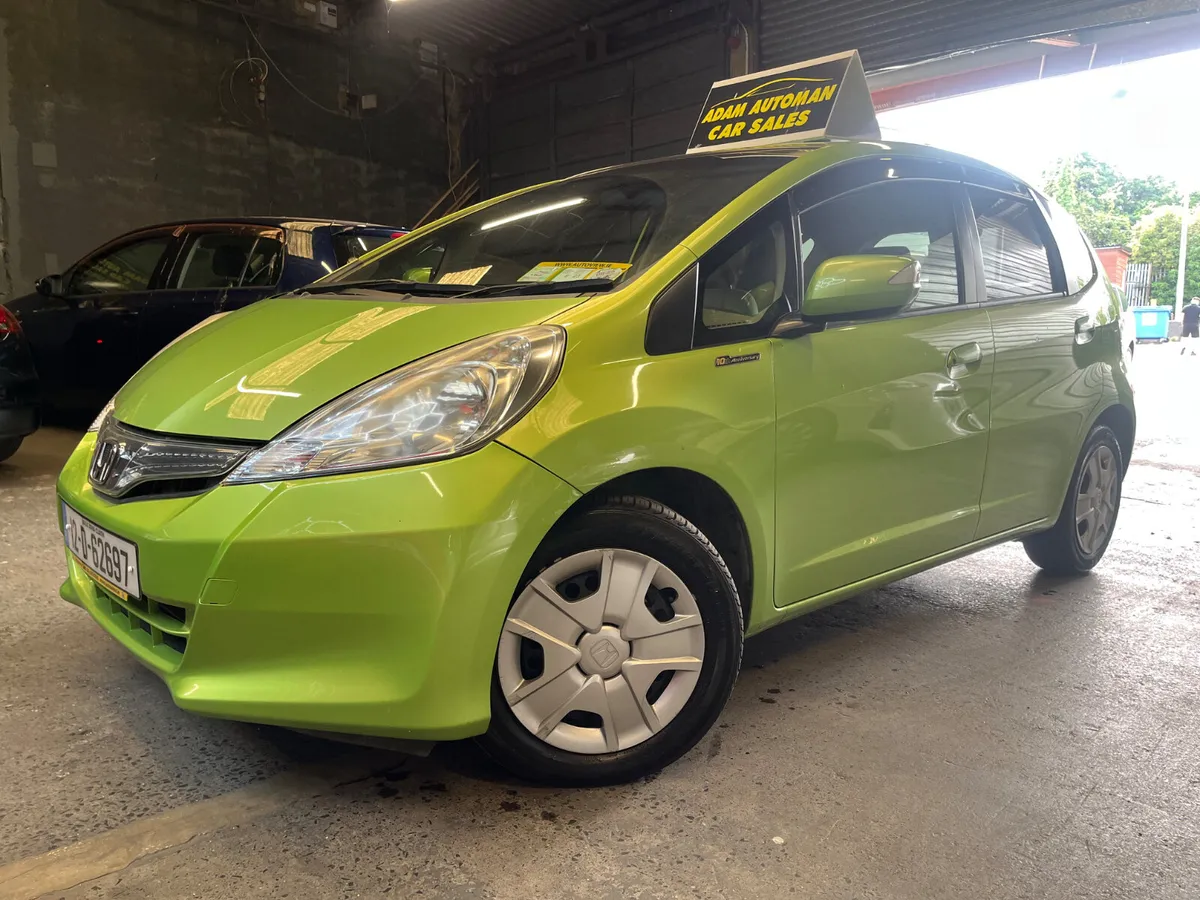 Honda Fit 2012 hybrid automatic - Image 2