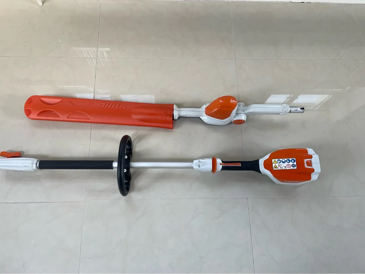 Stihl HLA 56 cordless long reach hedge trimmer - Image 1