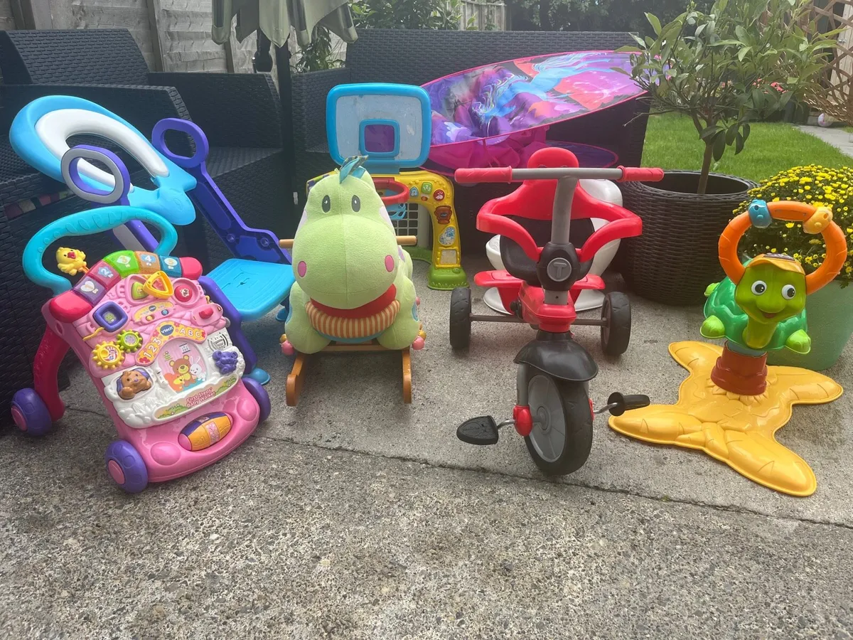 Stroller 120€ and  baby items each 10€ - Image 1