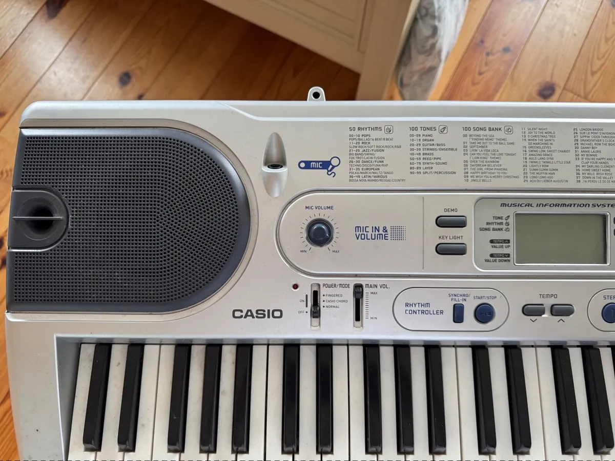 Casio LK-45 Electronic Keyboard with Stand - Image 2