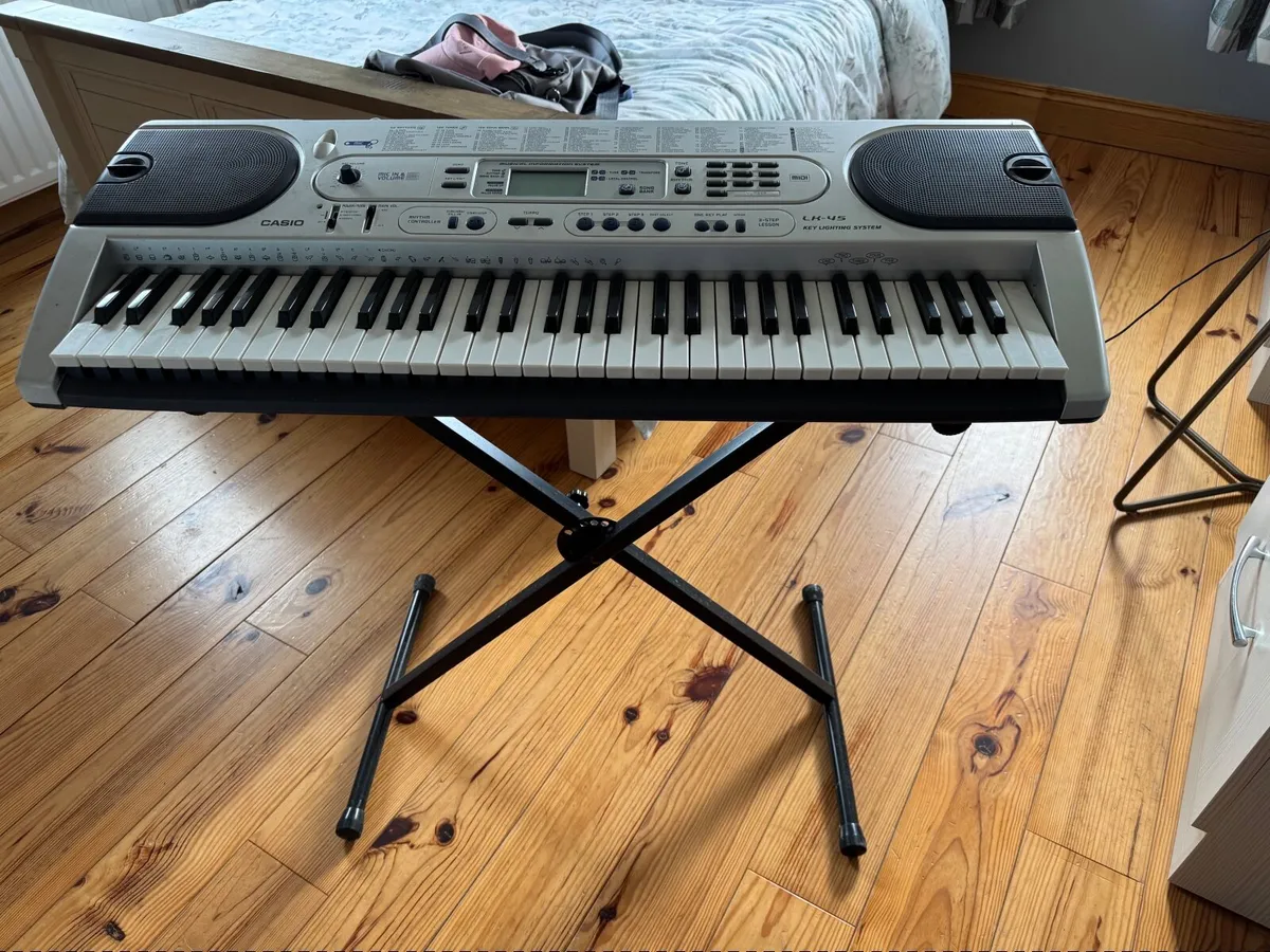 Casio LK-45 Electronic Keyboard with Stand - Image 4