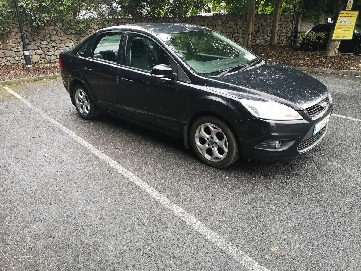 Ford Focus 2011 - Image 1