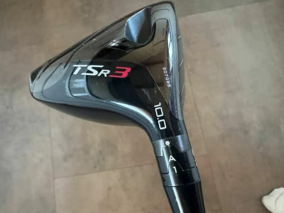 Titleist TSR3 Driver, 10 Loft, HZRDUS black shaft - Image 2