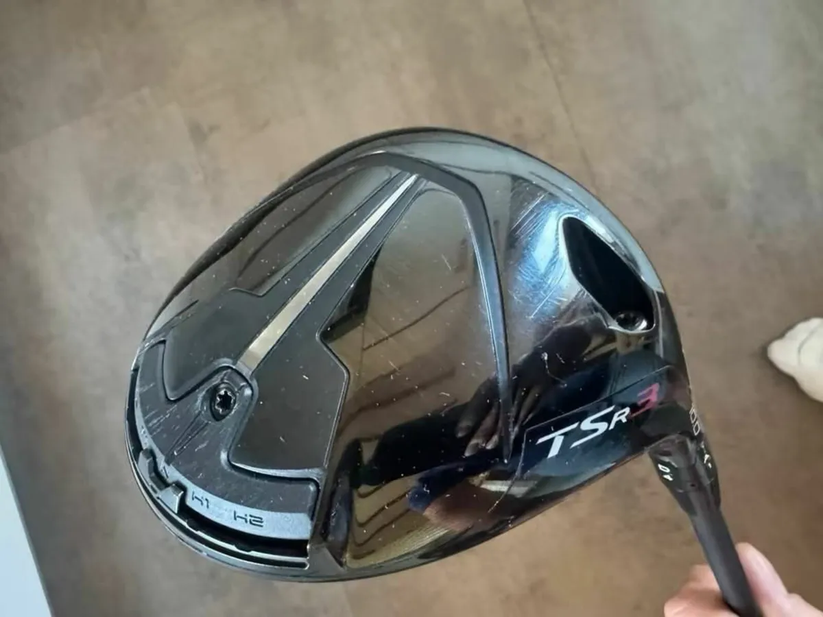 Titleist TSR3 Driver, 10 Loft, HZRDUS black shaft - Image 4