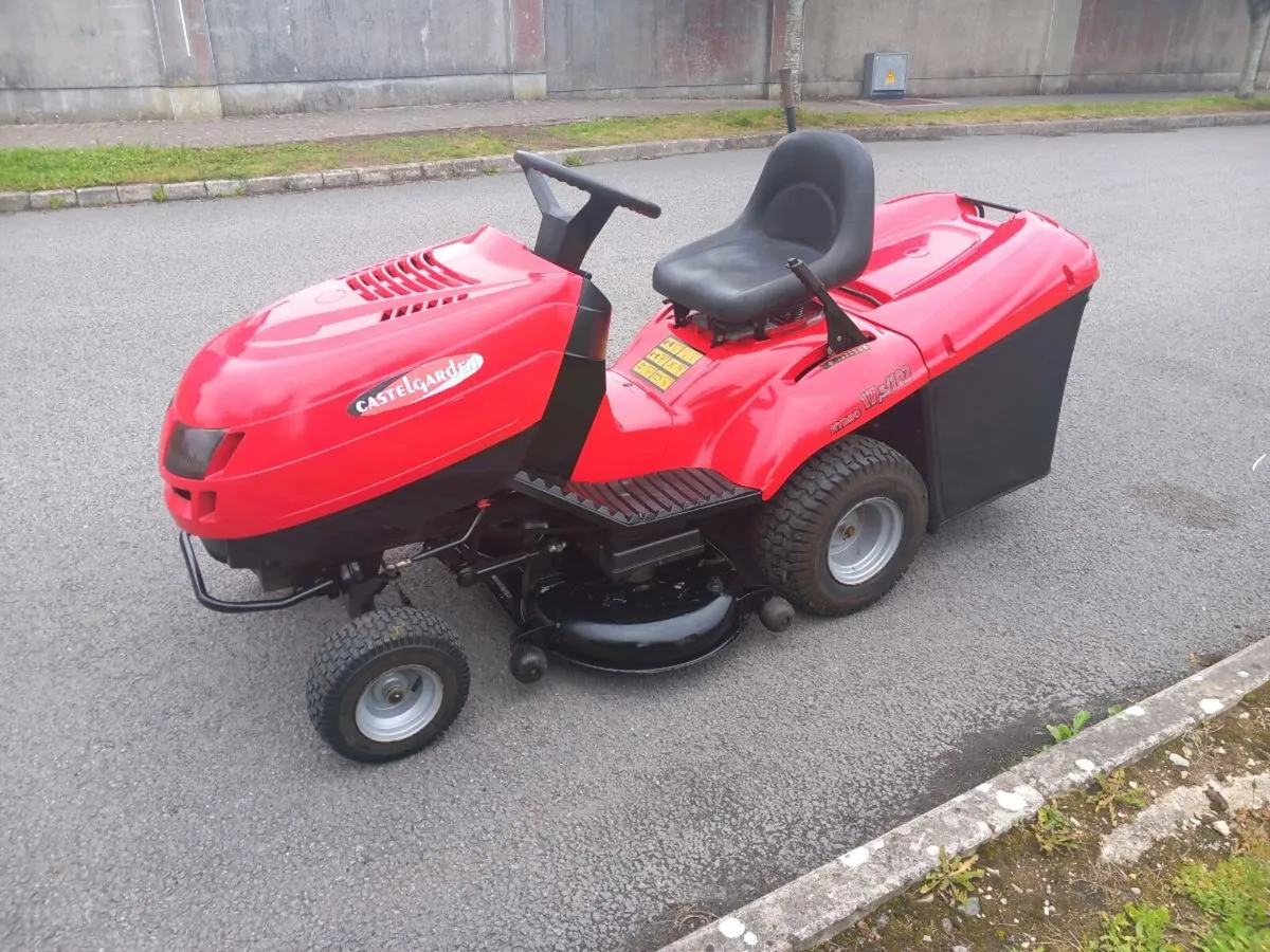 Ride on lawnmower - Image 2