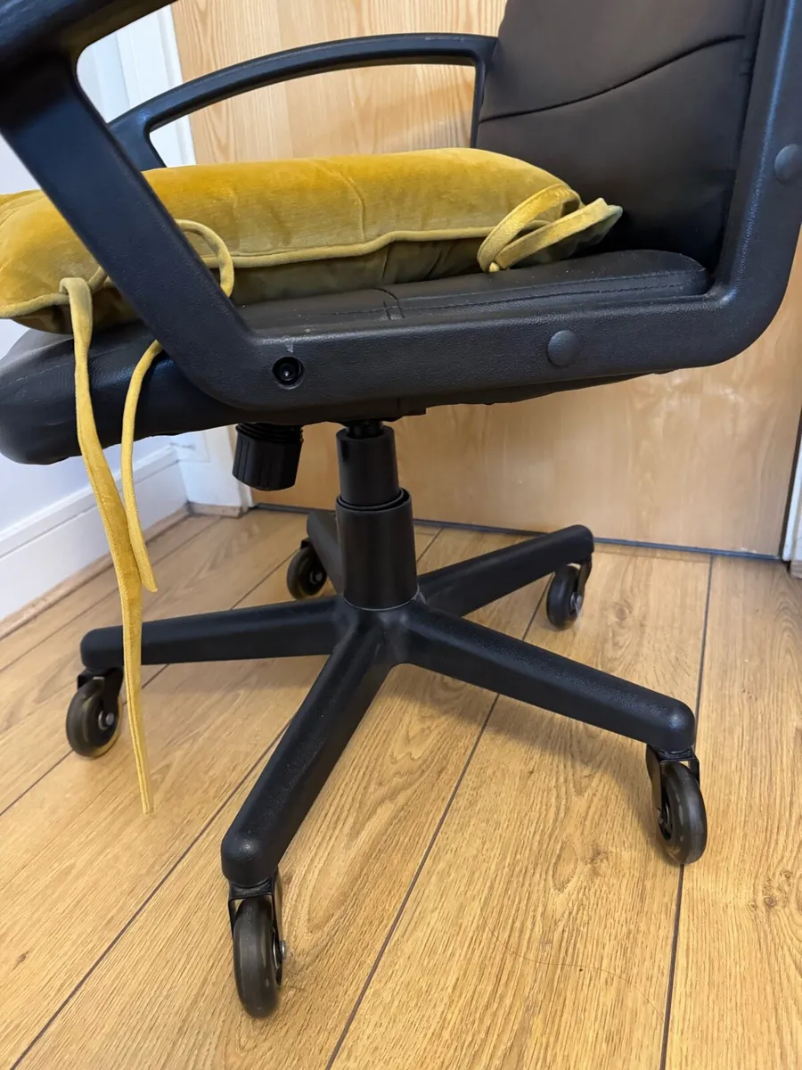 Quality Office Chair - Image 3