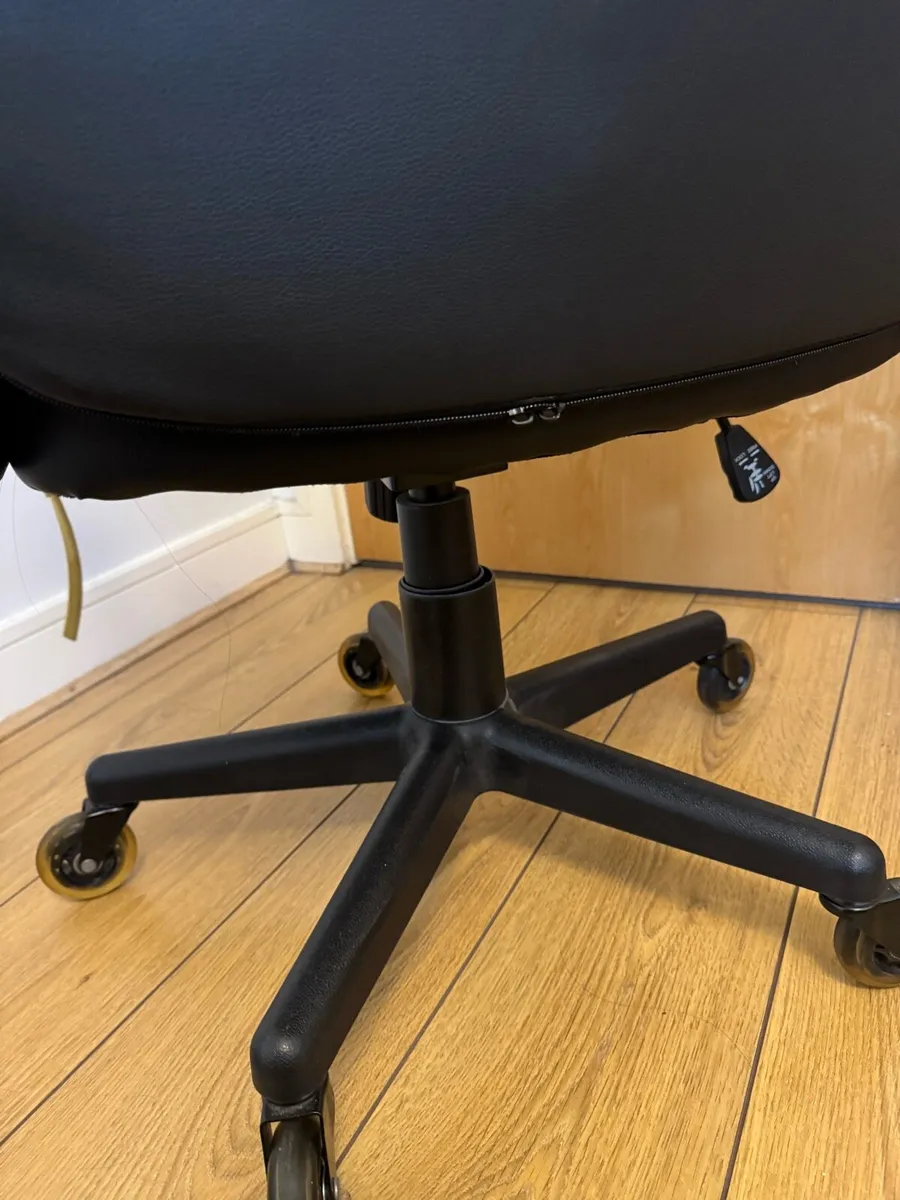 Quality Office Chair - Image 4