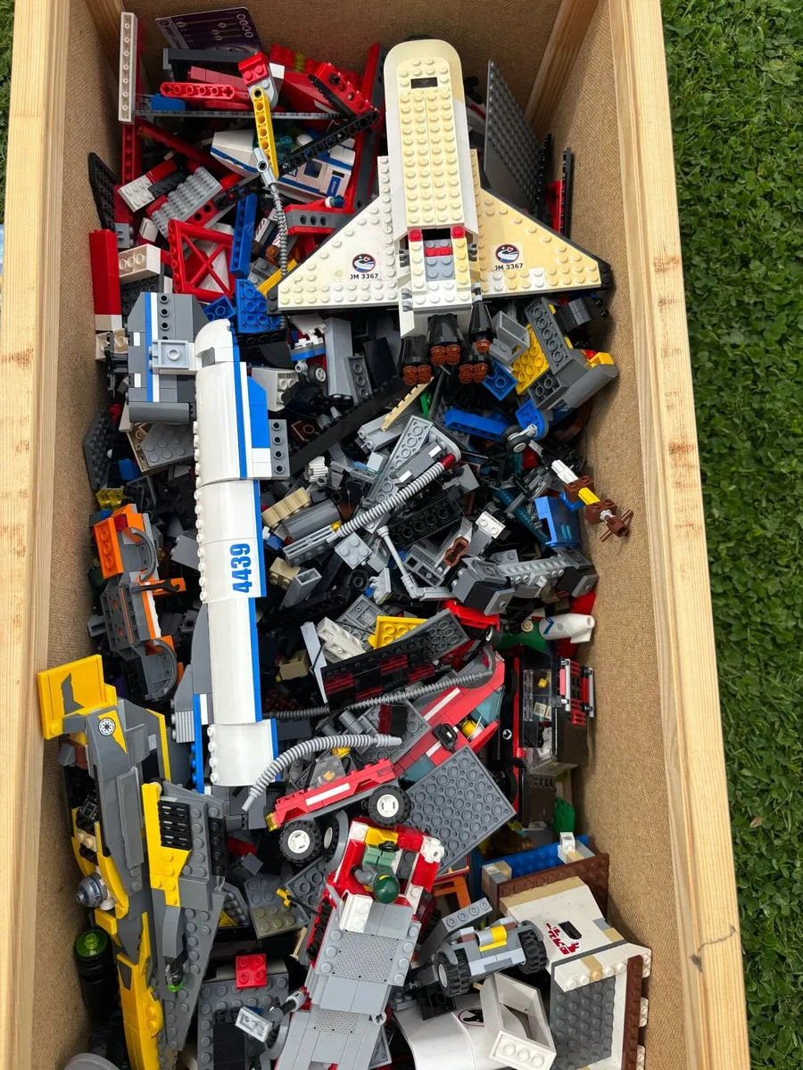 Lego - Image 1