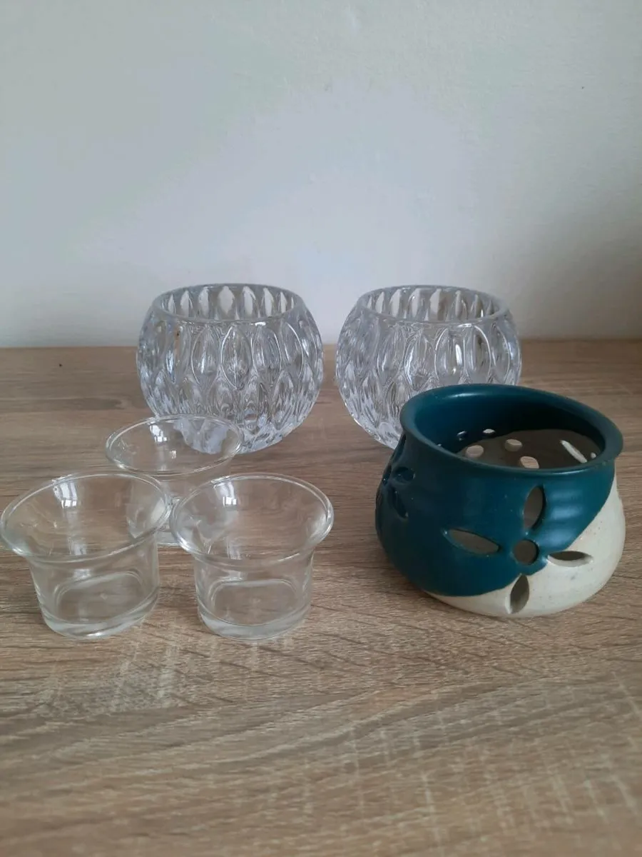 T light holders