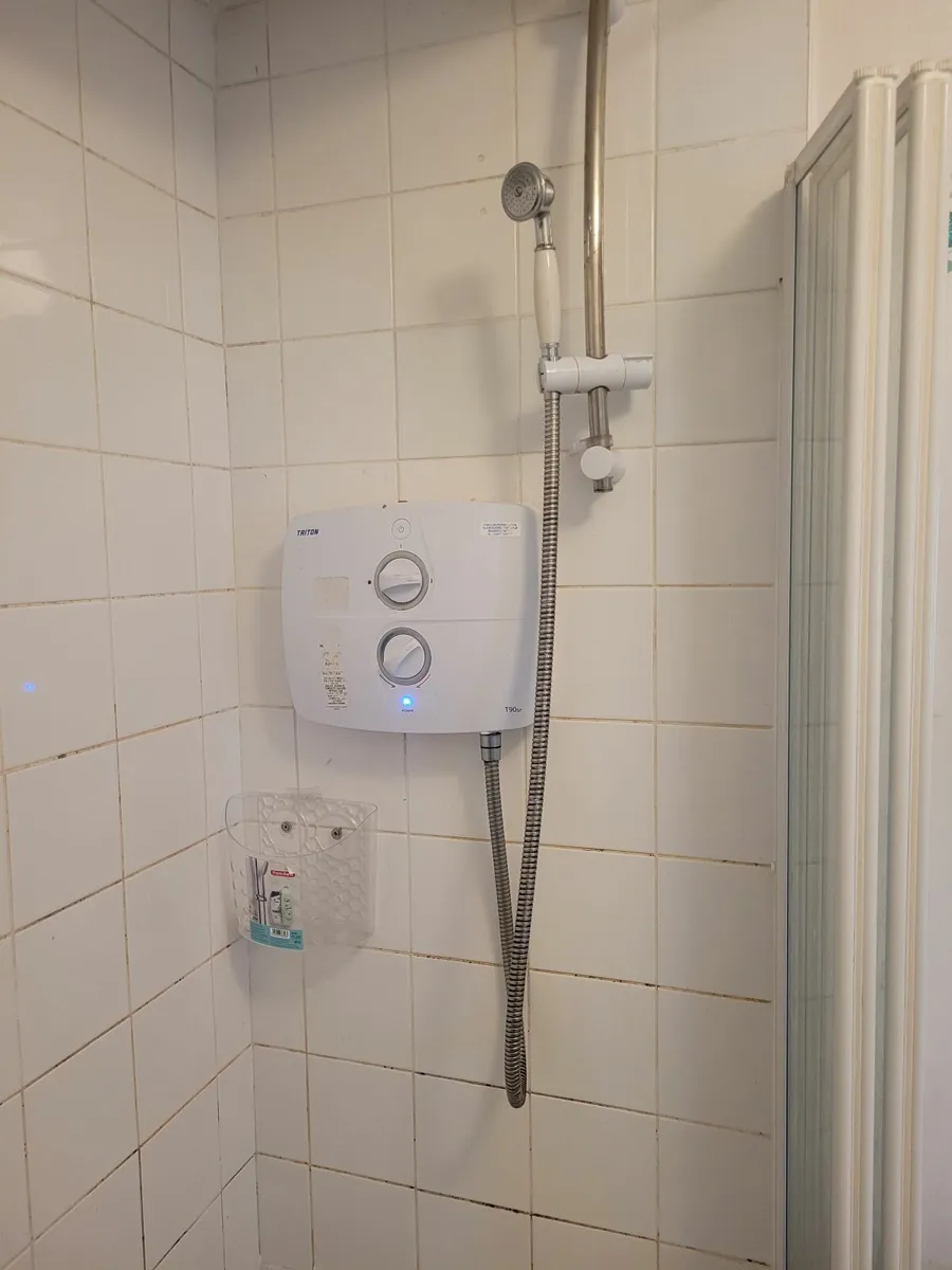 Electronic heater - Image 1