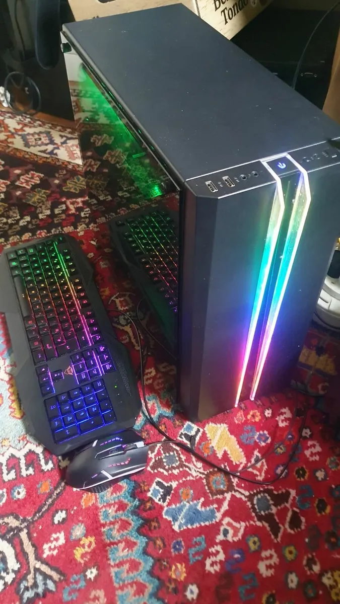 PC Gaming Rig with 24" curved Monitor - Image 1