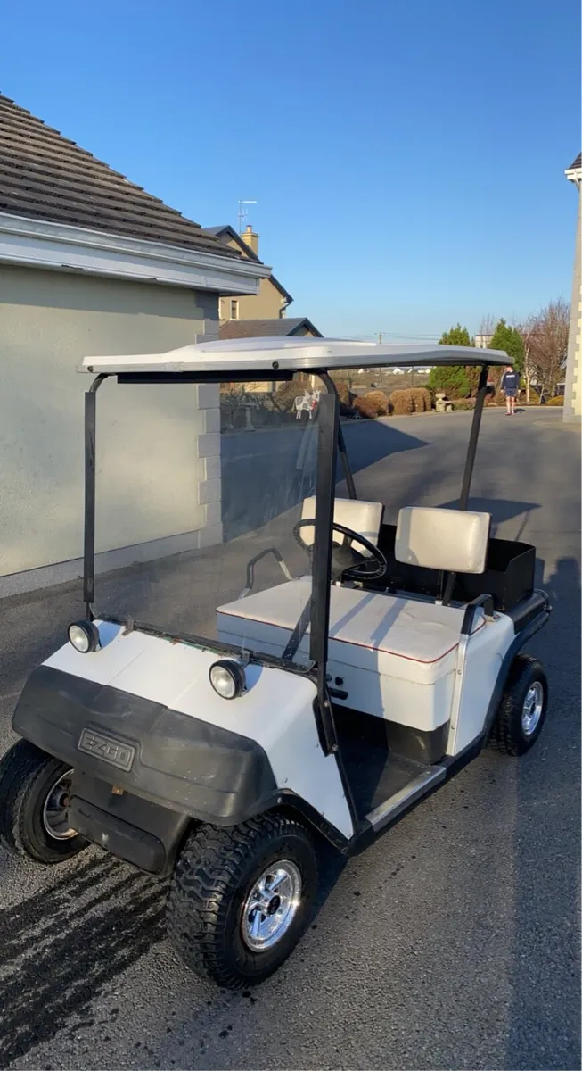 Ez-go petrol golf buggy - Image 1