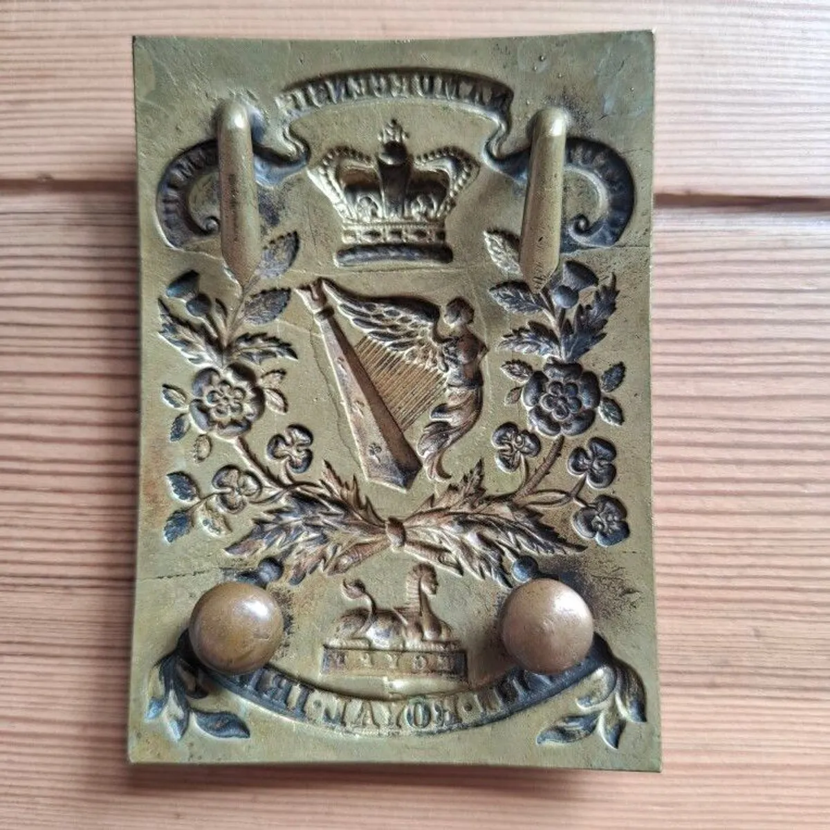 18th Royal Irish Regiment. Brass shoulder plate. - Image 2