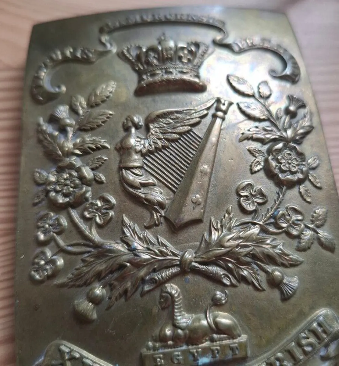 18th Royal Irish Regiment. Brass shoulder plate. - Image 3