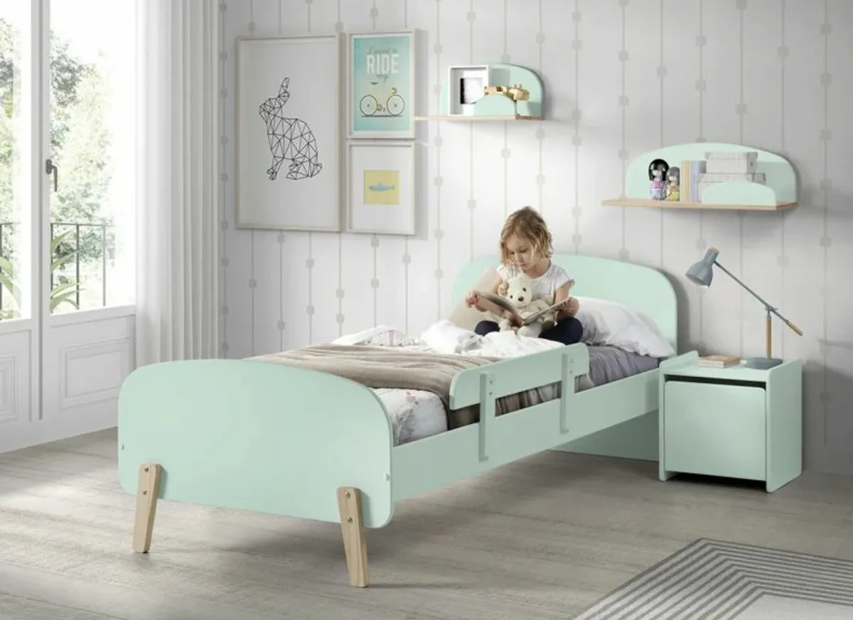 Childrens bed &Trundle - Image 2
