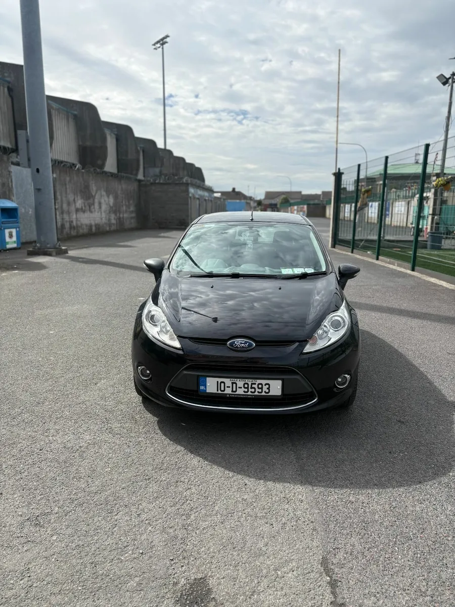 Ford Fiesta 2010 - Image 4