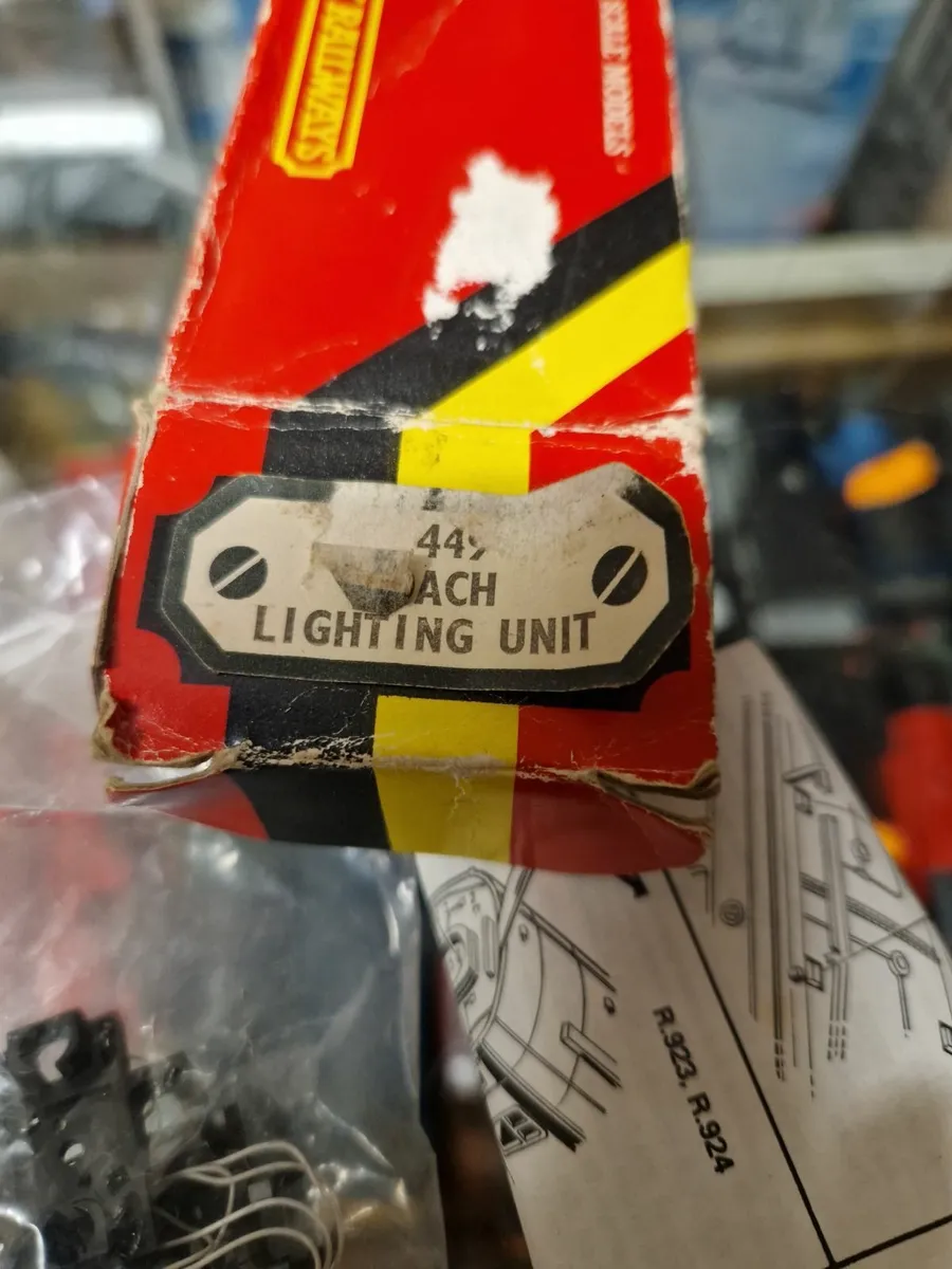 Hornby Triang OO Lighting Unit - Image 2