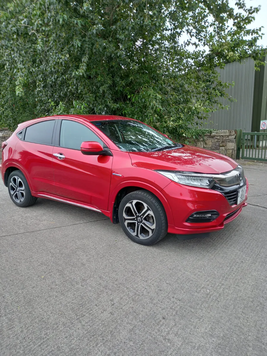 2020 Honda Vezel 2020 AWD 1.5 Petrol Hybrid - Image 1