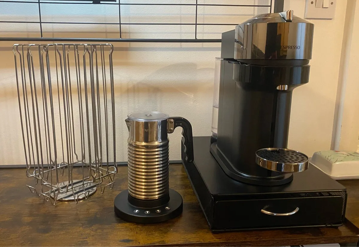 Nespresso Vertuo, Aeroccino and accessories - Image 1