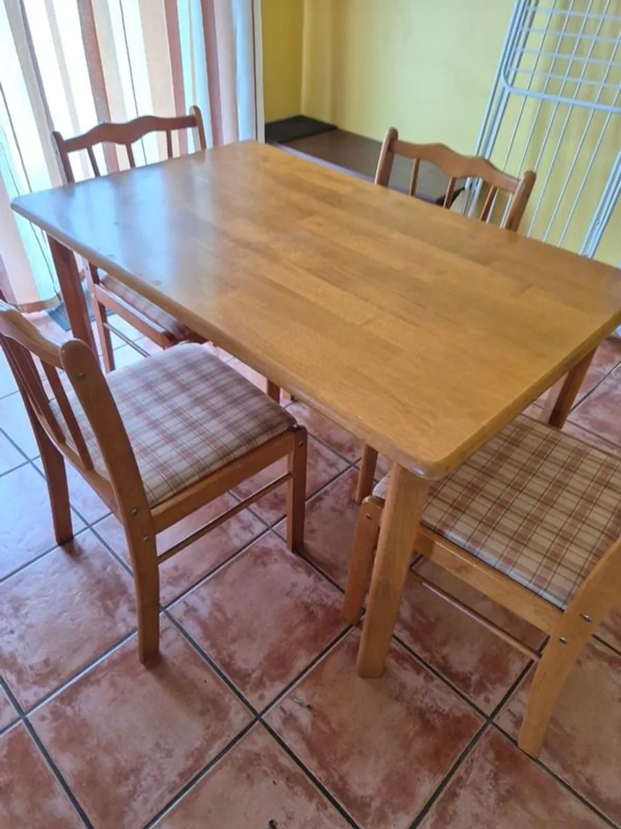 Kitchen table and 4 chairs - Image 2