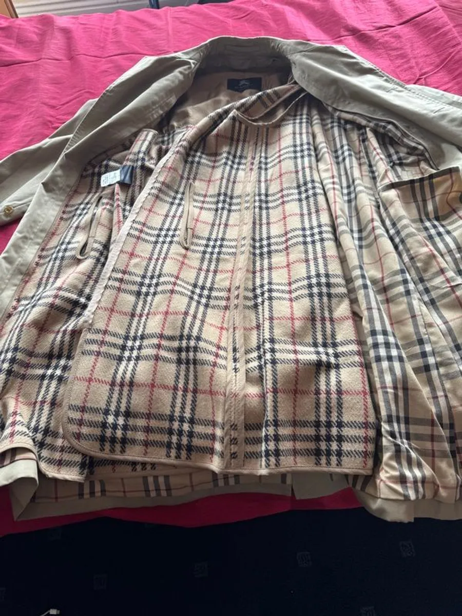Burberry trench coat - Image 1