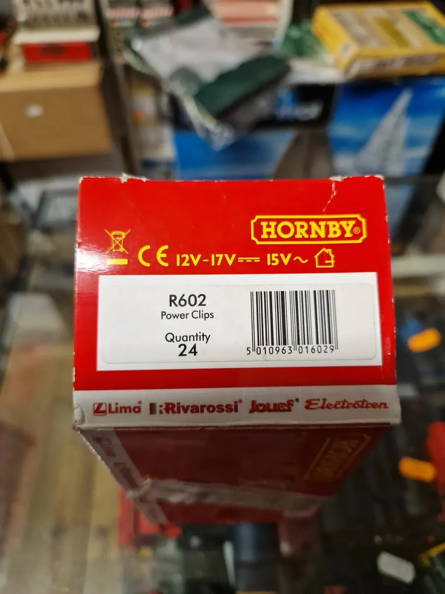 Hornby OO Gauge Power Clip - Image 2
