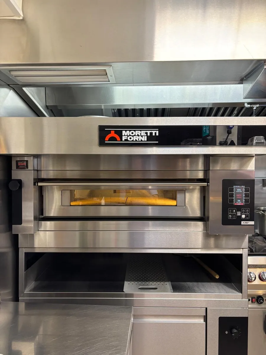 Moretti Forni Pizza Oven - Image 1
