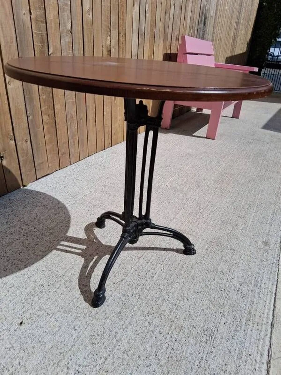 Tables/Stools - Image 4